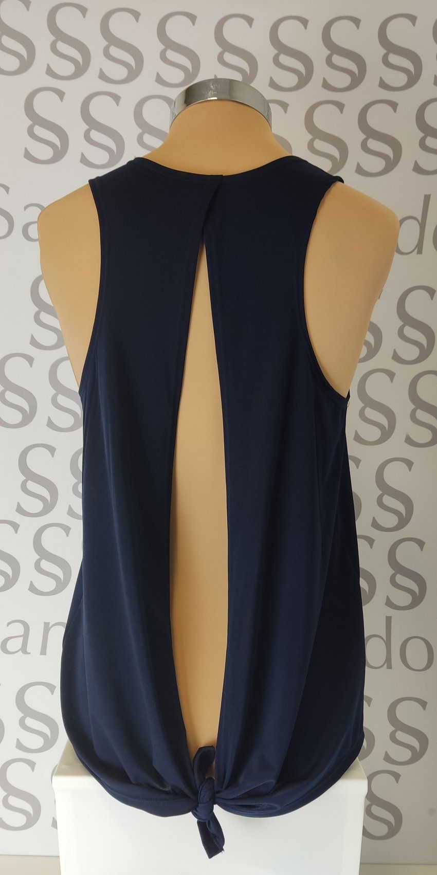 8d79f2f92f7ac207d48d20443159fa7afd450238